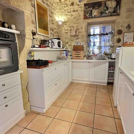 Chez Lydia - Osez La Vie De Chateau ! Pont Du Gard, Uzes 里茅林斯 外观 照片