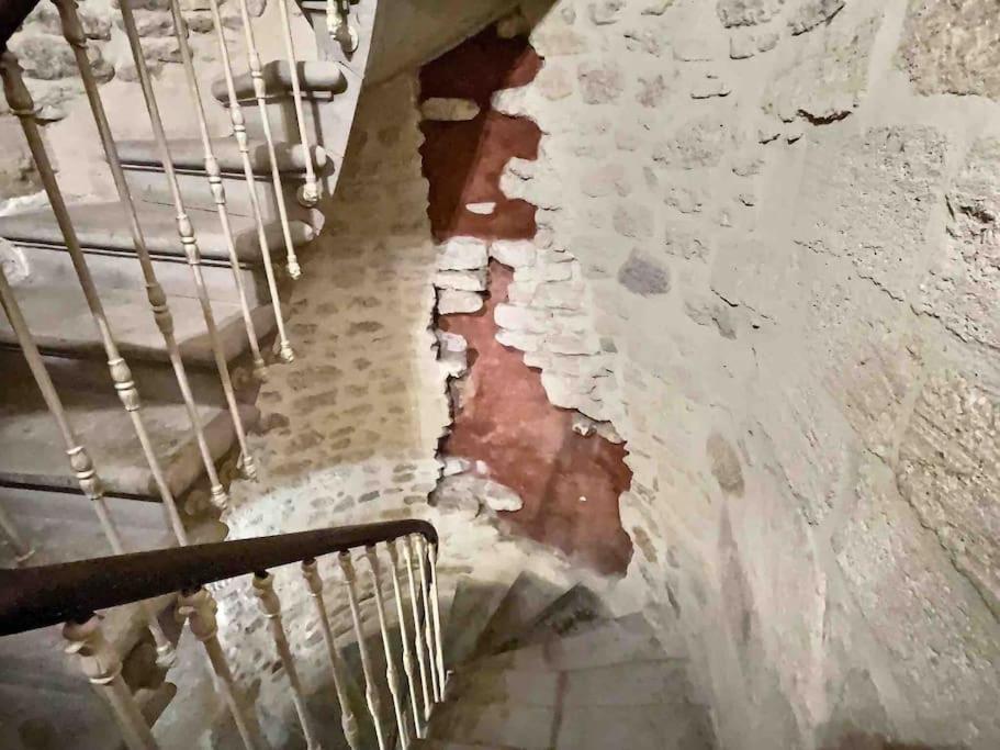 Chez Lydia - Osez La Vie De Chateau ! Pont Du Gard, Uzes 里茅林斯 外观 照片