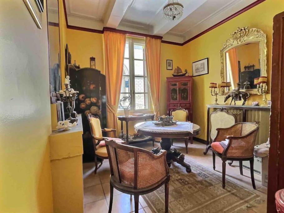 Chez Lydia - Osez La Vie De Chateau ! Pont Du Gard, Uzes 里茅林斯 外观 照片