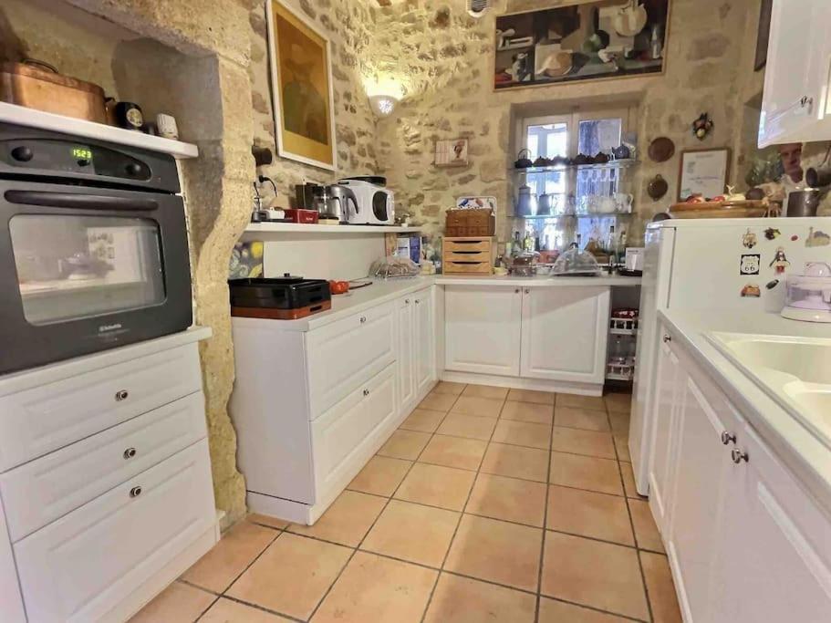 Chez Lydia - Osez La Vie De Chateau ! Pont Du Gard, Uzes 里茅林斯 外观 照片